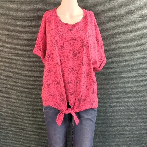 Tommy Hilfiger Tops - Kitty Rescue! Tommy Hilfiger Floral Tie Front Tee